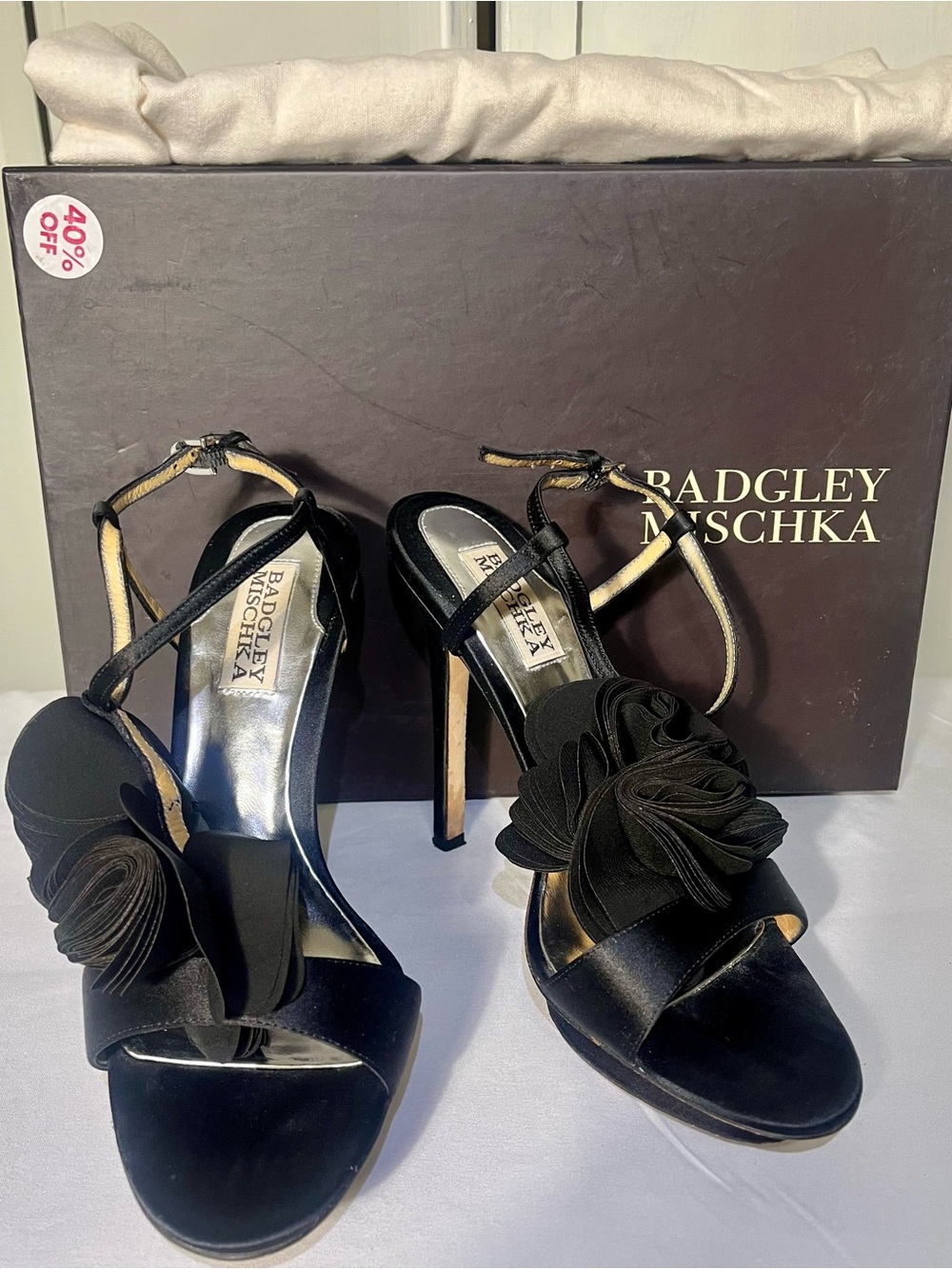 Badgley Mischka Women’s Sz 7 Black Satin Rosette T-Strap Platform Stiletto Heels